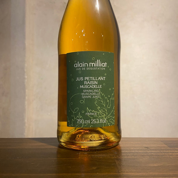 アランミリア　スパークリング白グレープジュース　750ml