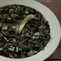 Yatsushiro's ancient Japanese lotus leaf tea (can/leaf 20g)